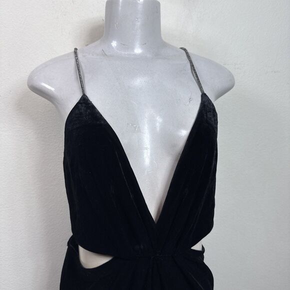 (Q1) ZARA VELVET JUMPSUIT WITH RHINESTONE STRAPS, size L - Picture 13 of 16